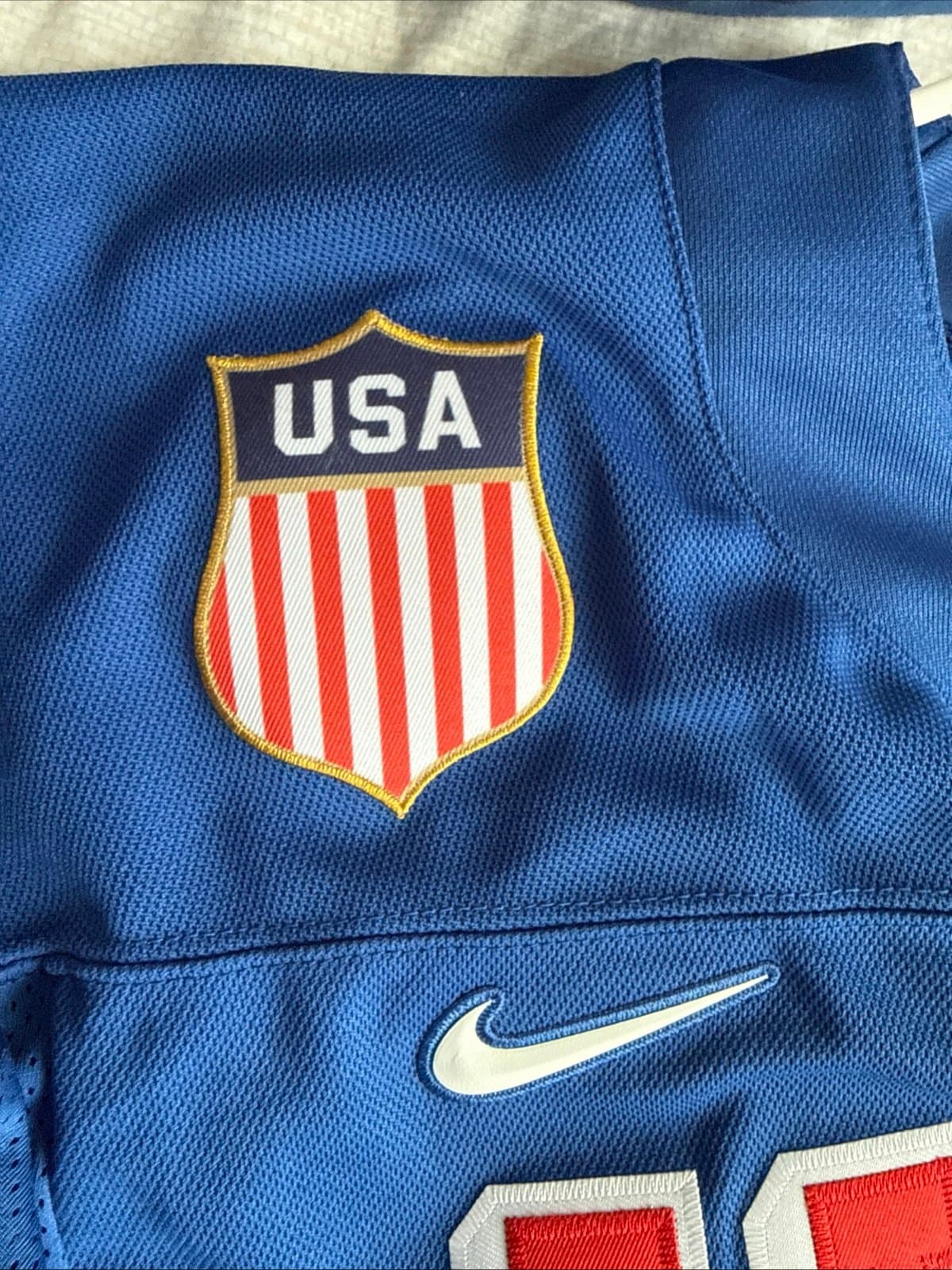 Men’s Nike Dylan Larkin #21 Team USA Hockey 2026 Olympics Jersey Sz XL NWT RARE - Thumbnail 4