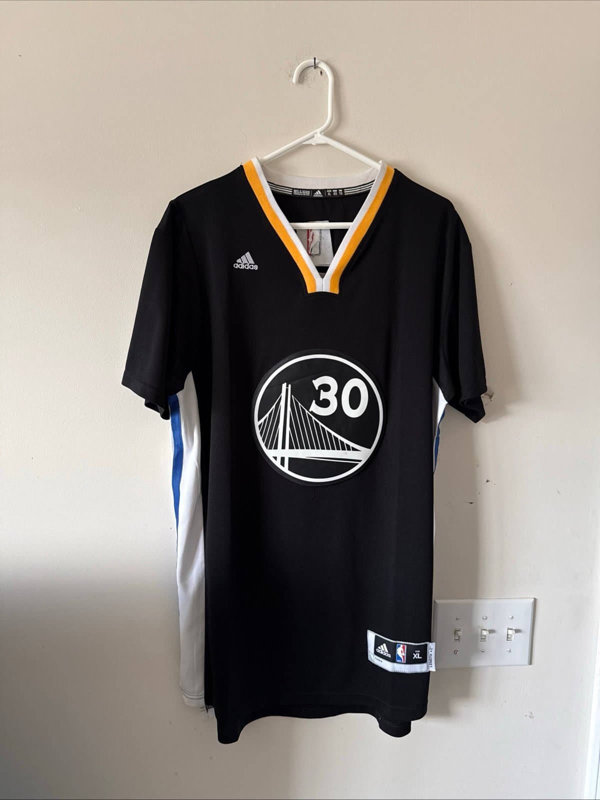 Men’s adidas Stephen Curry #30 Golden State Warriors Jersey Sleeved Sz XL - RARE - Image 1