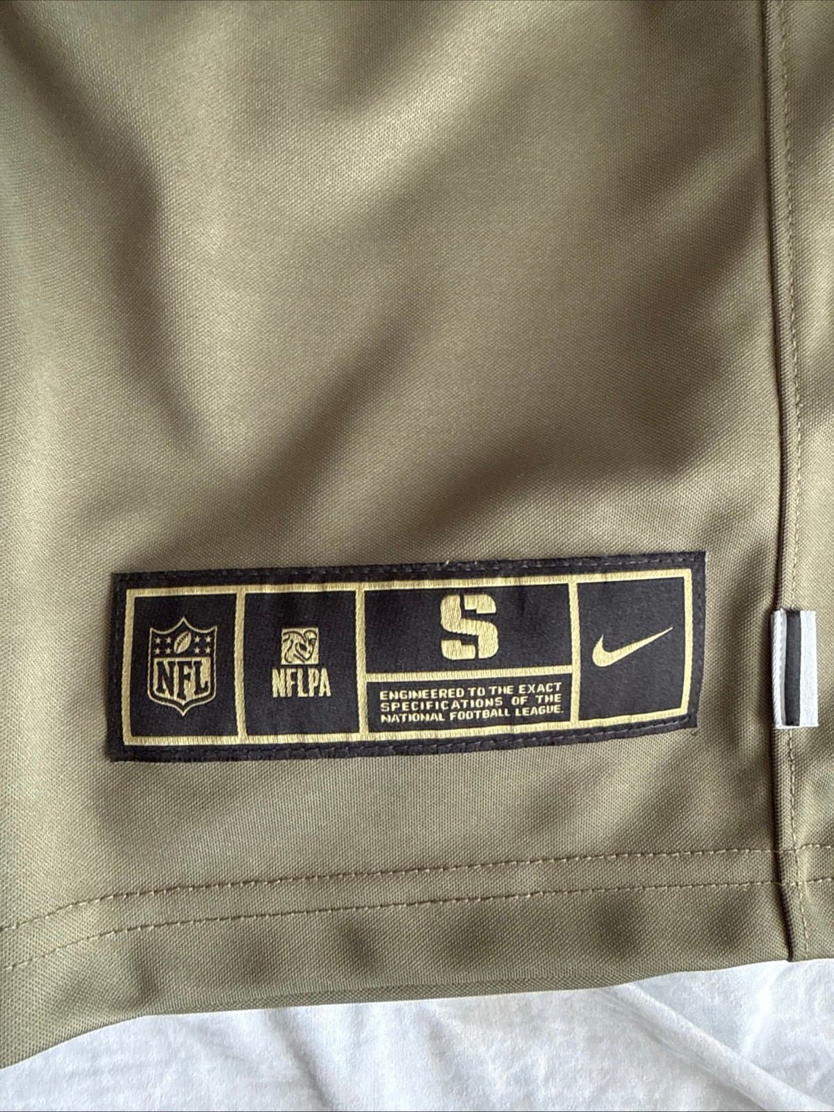 MEN’S NIKE MAXX CROSBY #98 LAS VEGAS RAIDERS SALUTE TO SERVICE LMTD JERSEY SZ S - Thumbnail 3