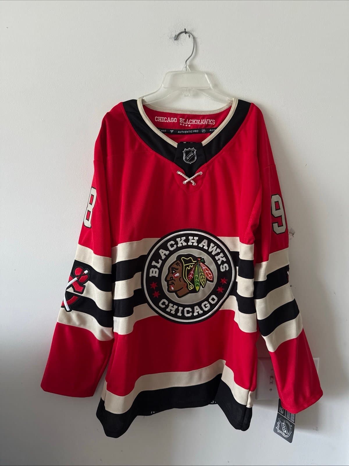 Men’s Fanatics Authentic Pro Connor Bedard #98 Blackhawks 25’ WC Jersey Sz 50 - Image 1