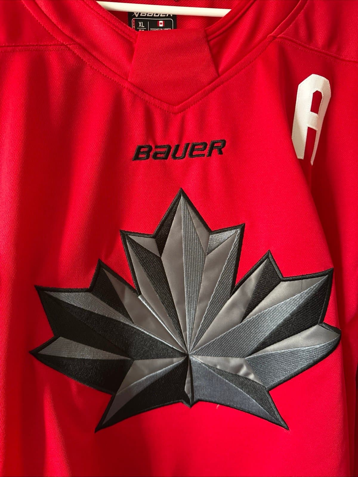 Men’s Bauer Connor McDavid #97 Team Canada 2026 Olympics Jersey Sz XL NWT RARE - Thumbnail 2