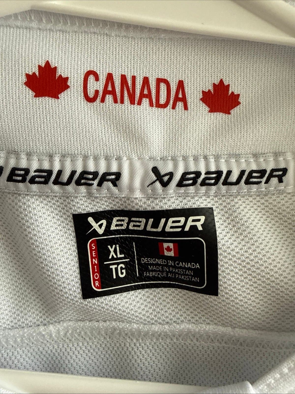 Men’s Bauer Connor McDavid #97 Team Canada 2026 Olympics Jersey Sz XL - NWT RARE - Thumbnail 3