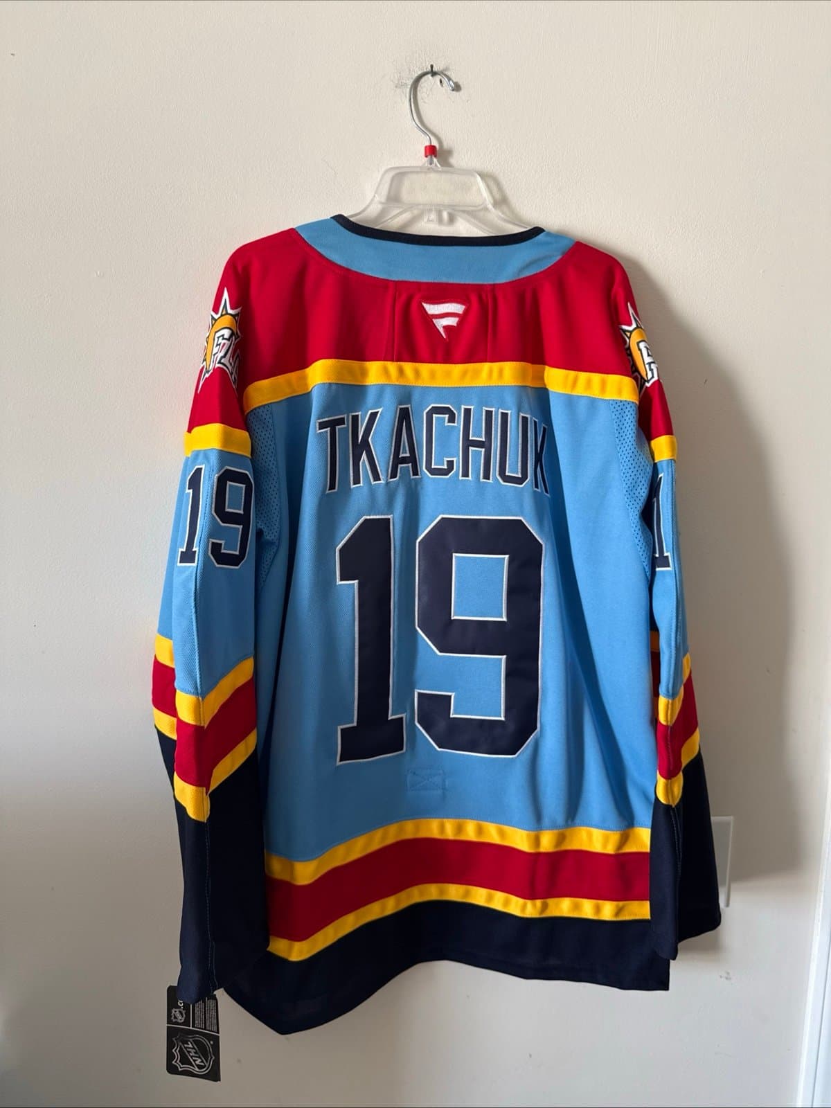 MEN’S FANATICS MATTHEW TKACHUK #19 PANTHERS REVERSE RETRO 2.0 JERSEY SZ 54 NWT - Thumbnail 8