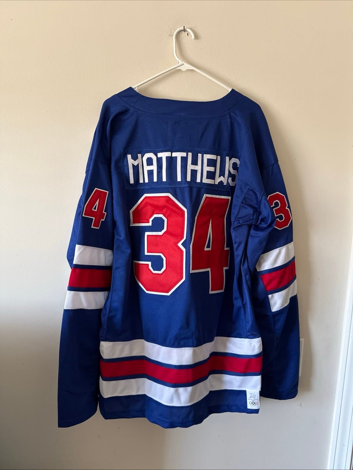 MEN’S NIKE AUSTON MATTHEWS #34 TEAM USA AUTHENTIC 2026 OLYMPICS JERSEY SZ XL - Thumbnail 8