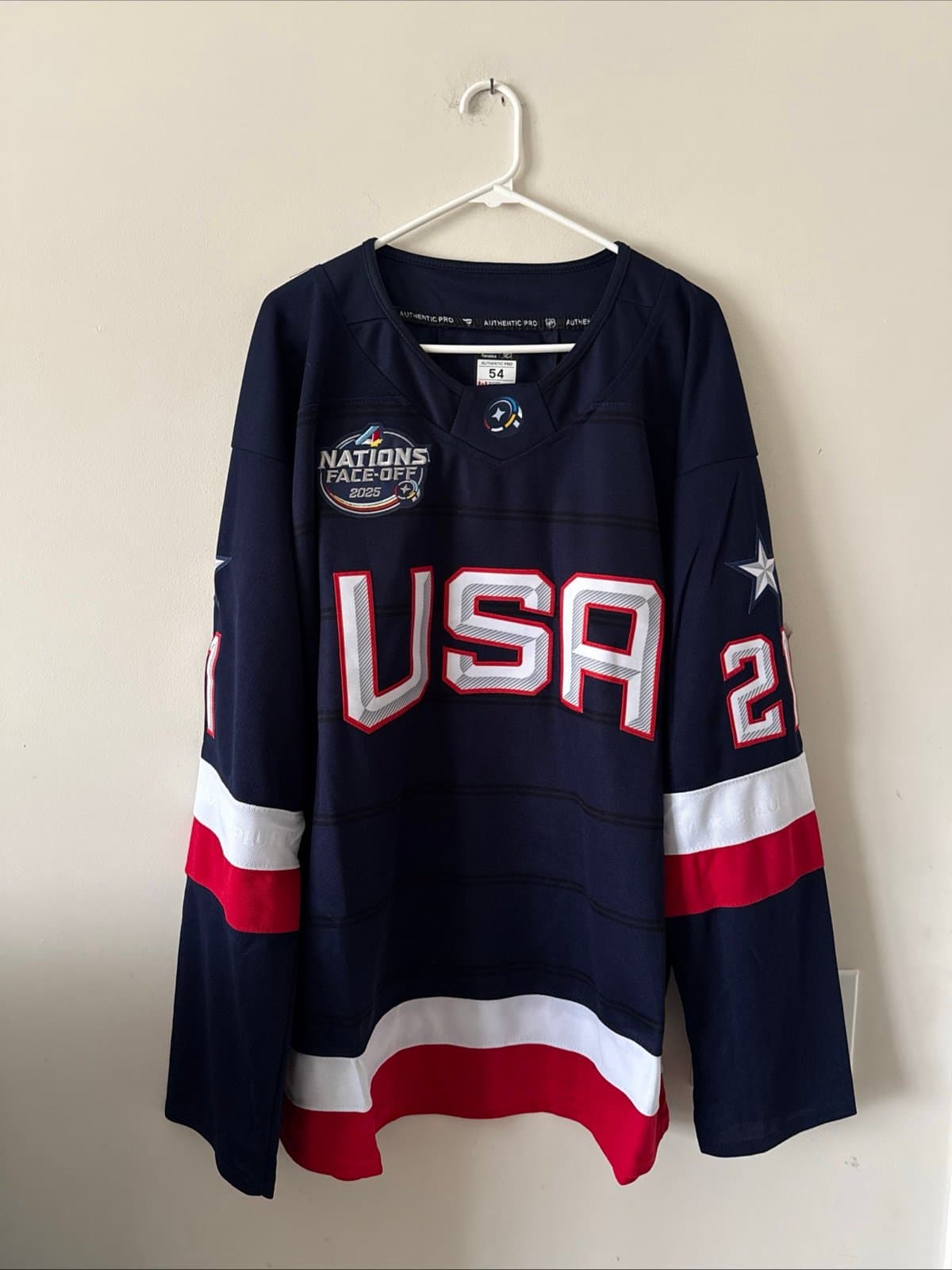 Men’s Fanatics Dylan Larkin #21 Team USA 4 Nations Faceoff Jersey Sz 54 RARE - Image 1
