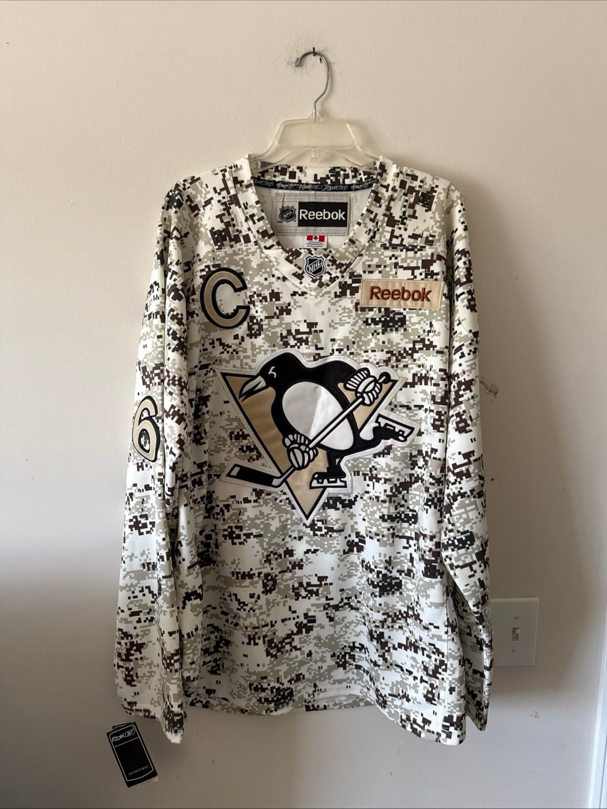 MEN’S REEBOK MARIO LEMIEUX #66 PENGUINS DIGITAL CAMO NHL JERSEY SZ 54 - NWT RARE - Image 1
