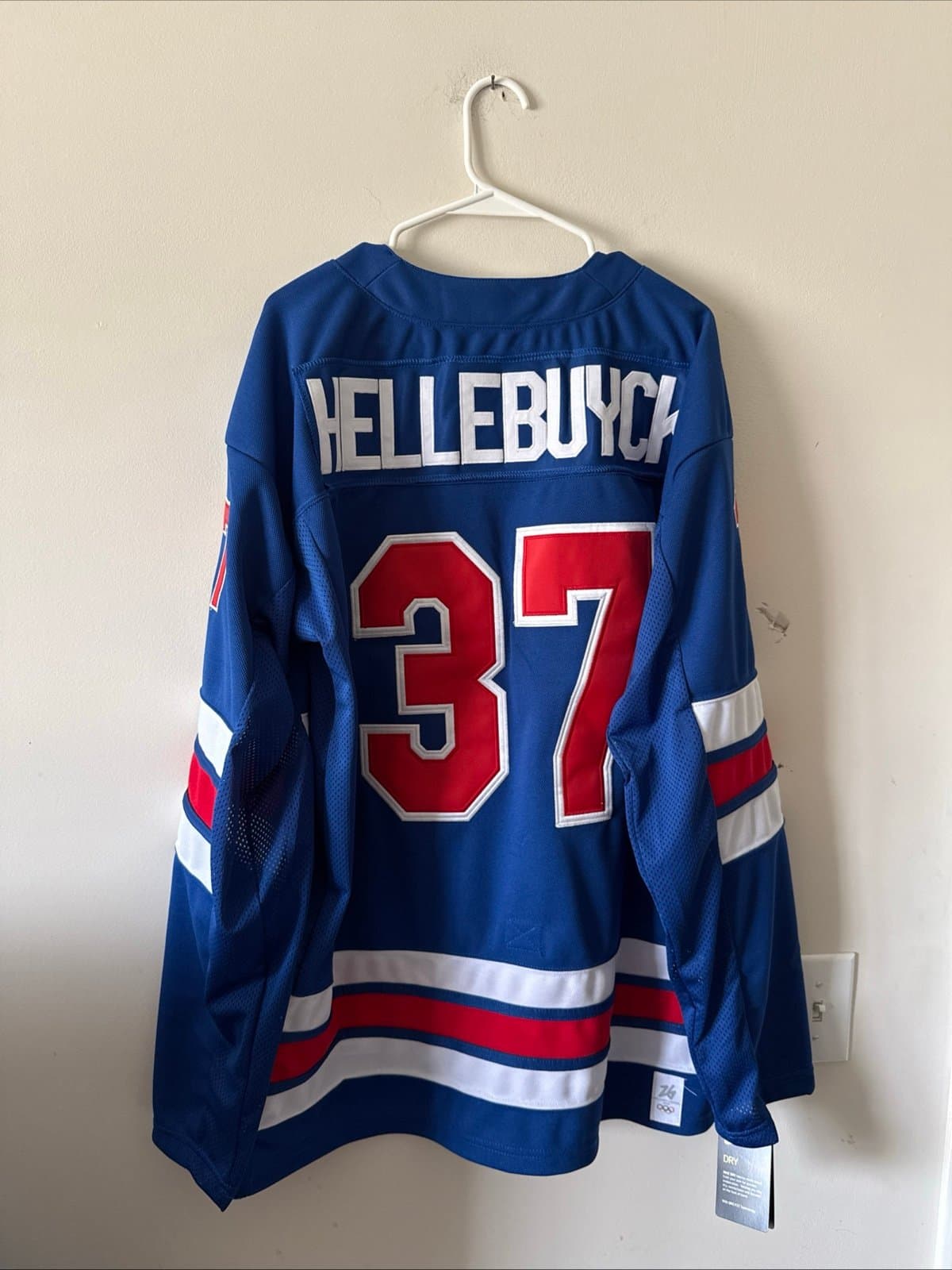 Men’s Nike Connor Hellebuyck #37 Team USA Hockey Jersey 2026 Olympics Sz XL RARE - Thumbnail 6