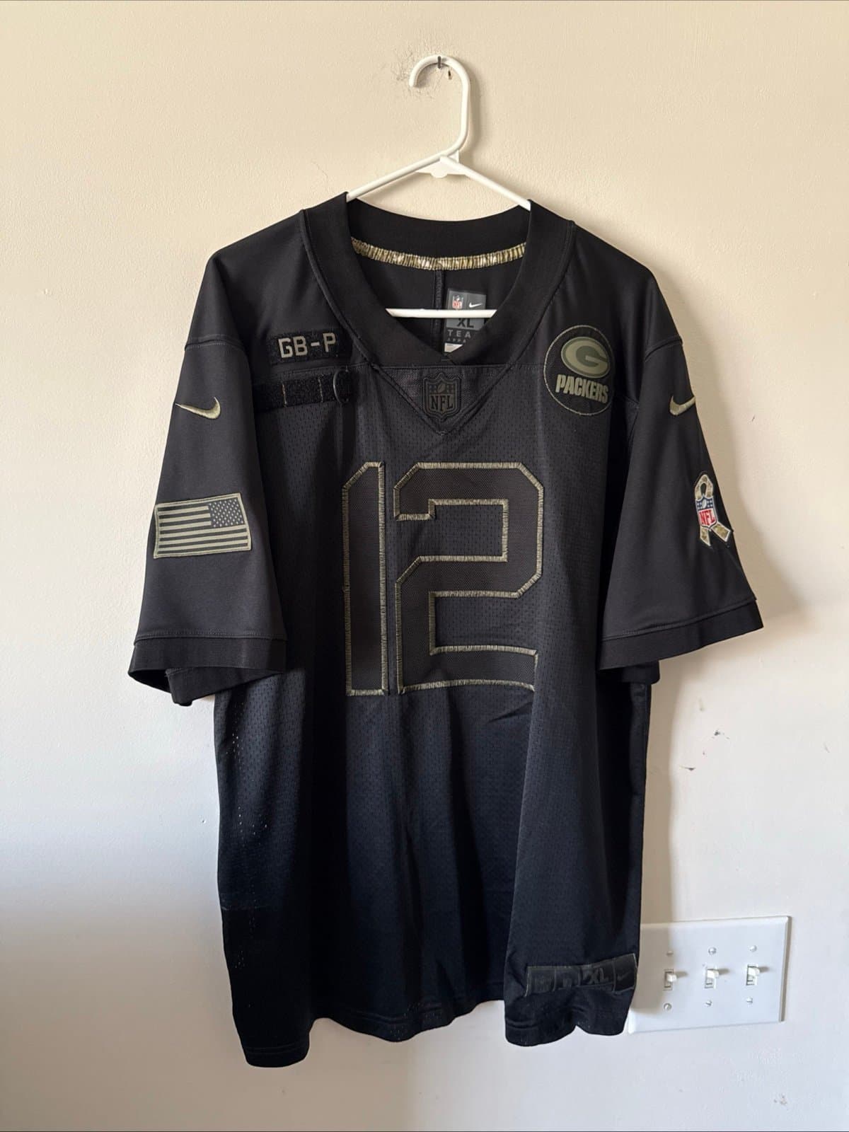 Men's Nike Aaron Rodgers #12 GB Packers 2020 Salute to Service Lmtd Jersey Sz XL - Image 1