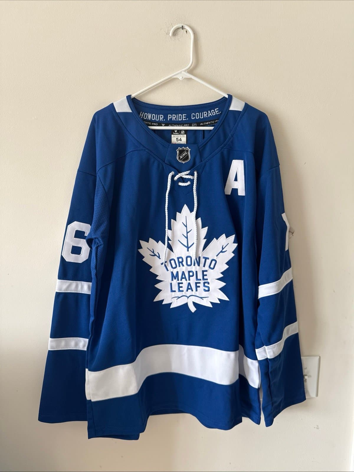 Men’s Fanatics Mitch Marner #16 Toronto Maple Leafs NHL Jersey Sz 54 - Blue RARE - Image 1