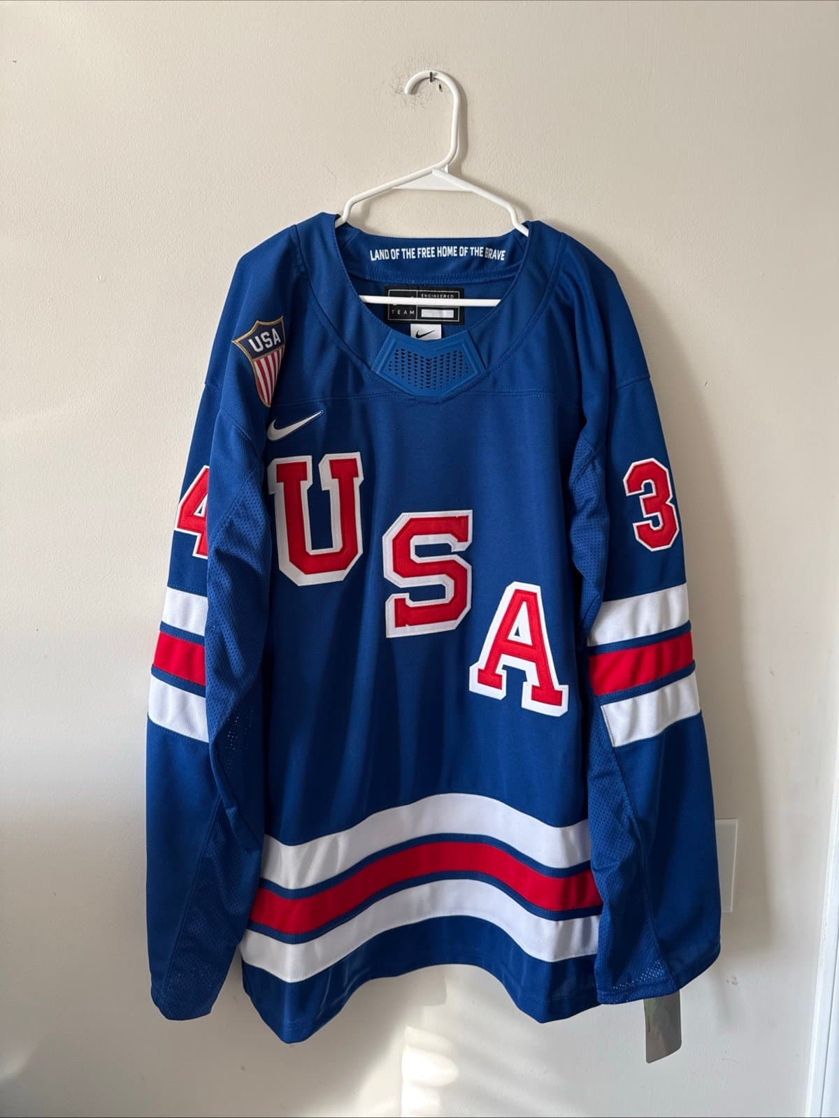 MEN’S NIKE AUSTON MATTHEWS #34 TEAM USA AUTHENTIC 2026 OLYMPICS JERSEY SZ XL NWT - Image 1