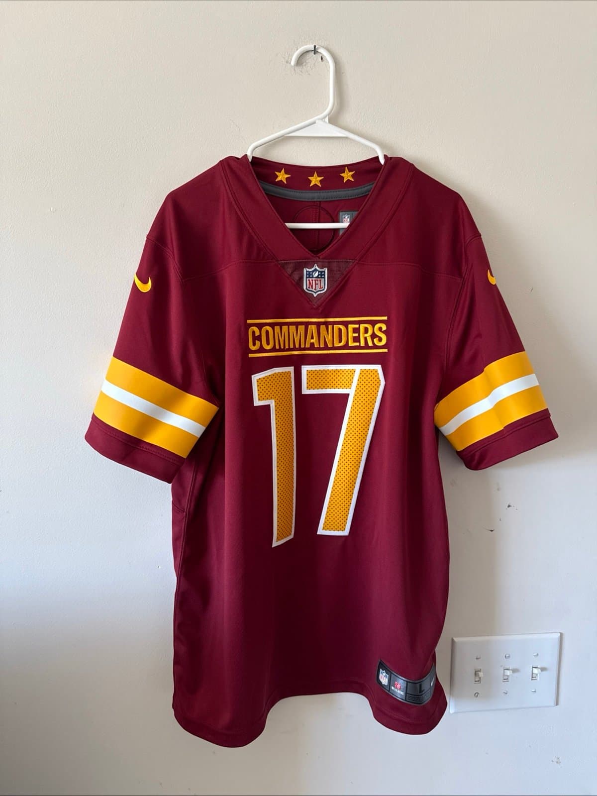 Men’s Nike Washington Commanders Terry McLaurin #17 Vapor Lmtd Jersey Sz L RARE - Image 1