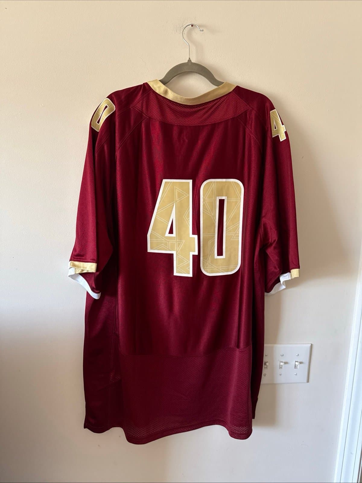 Men’s Under Armour Boston College Eagles #40 Football Maroon Jersey Sz 2XL - Thumbnail 5
