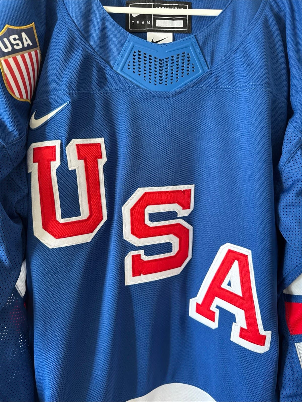 MEN’S NIKE AUSTON MATTHEWS #34 TEAM USA AUTHENTIC 2026 OLYMPICS JERSEY SZ XL NWT - Thumbnail 2