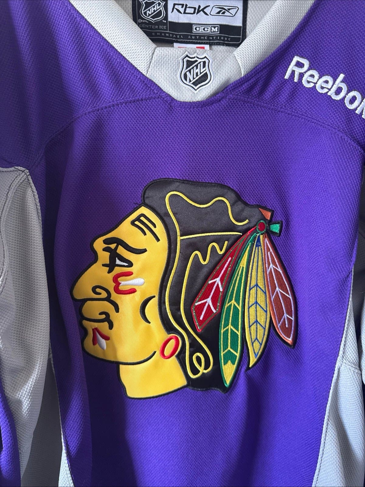 Men’s Patrick Kane #88 Blackhawks Hockey Fights Cancer Jersey Sz 50 - NWT RARE - Thumbnail 2