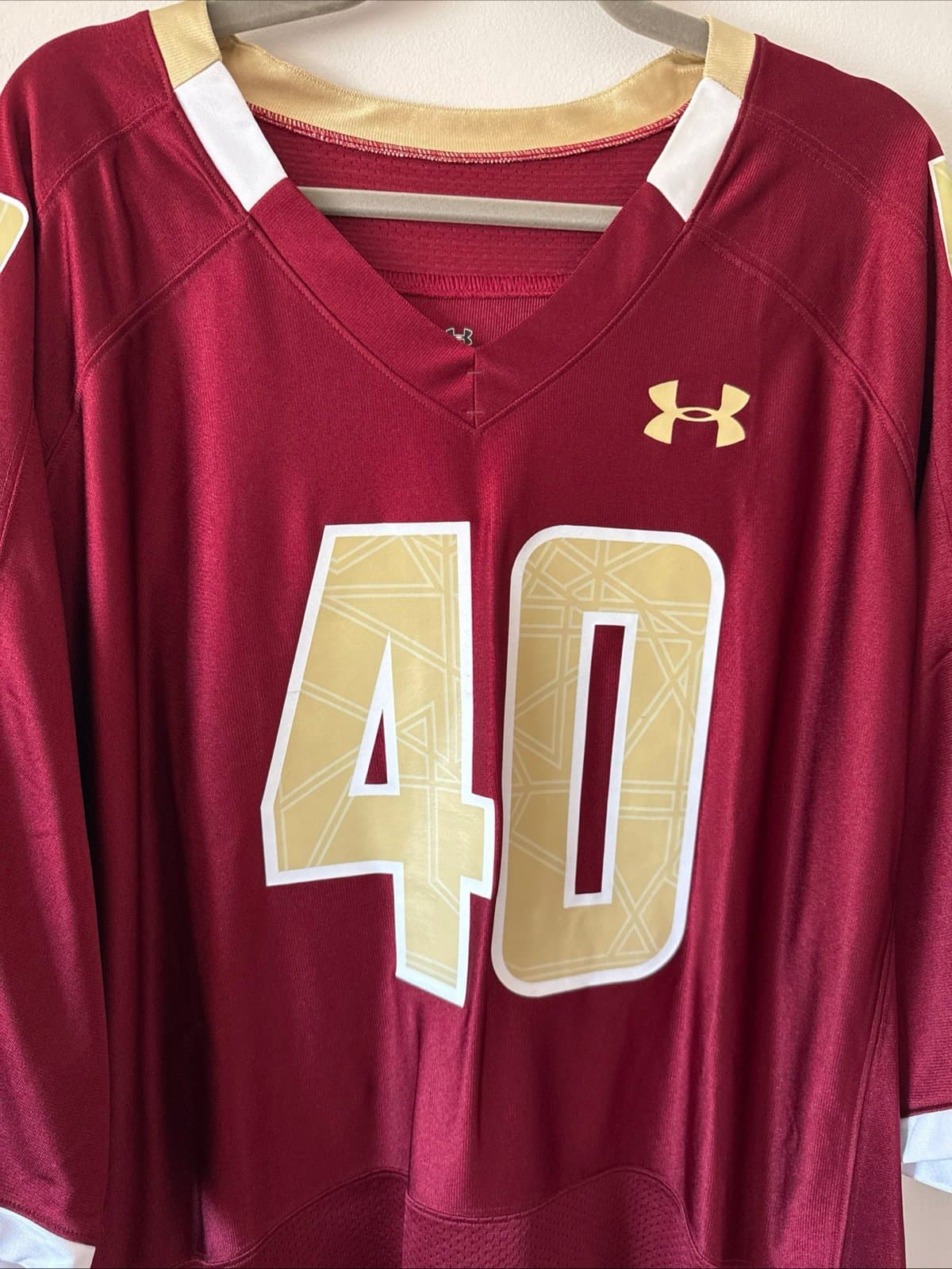 Men’s Under Armour Boston College Eagles #40 Football Maroon Jersey Sz 2XL - Thumbnail 2