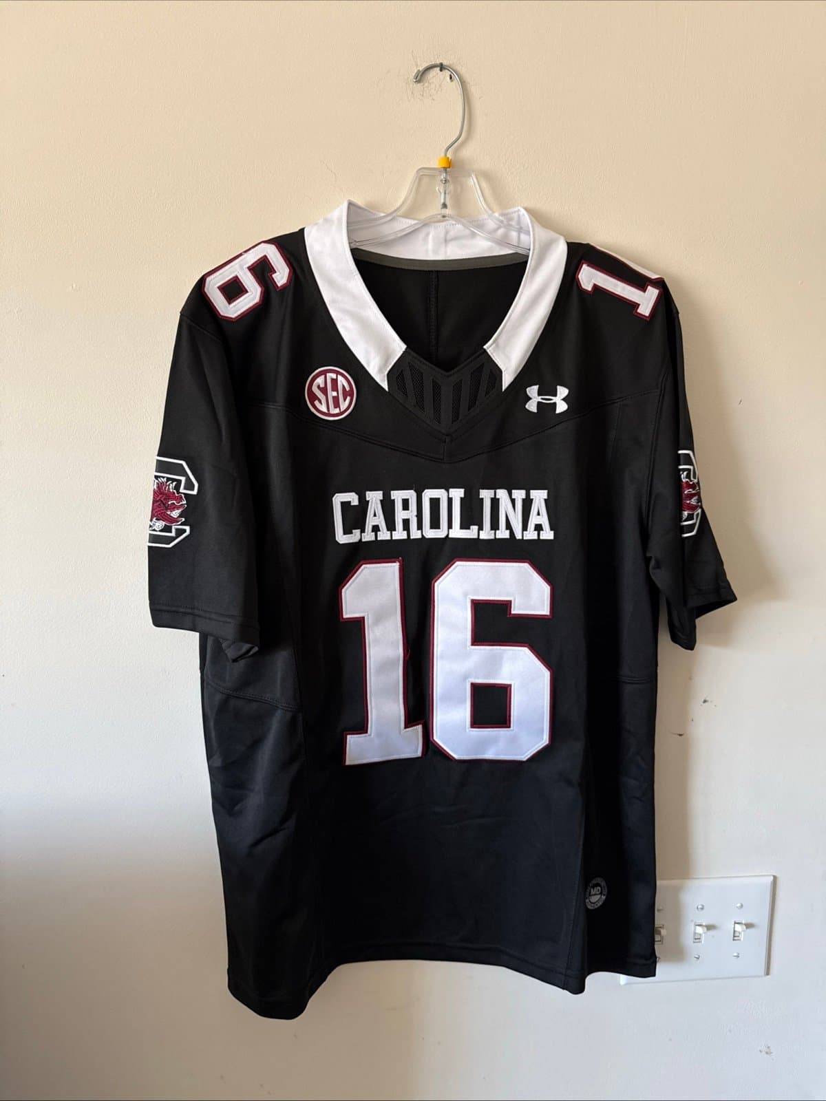Men’s Under Armour LaNorris Sellers #16 USC Gamecocks Jersey Sz M - RARE - Image 1