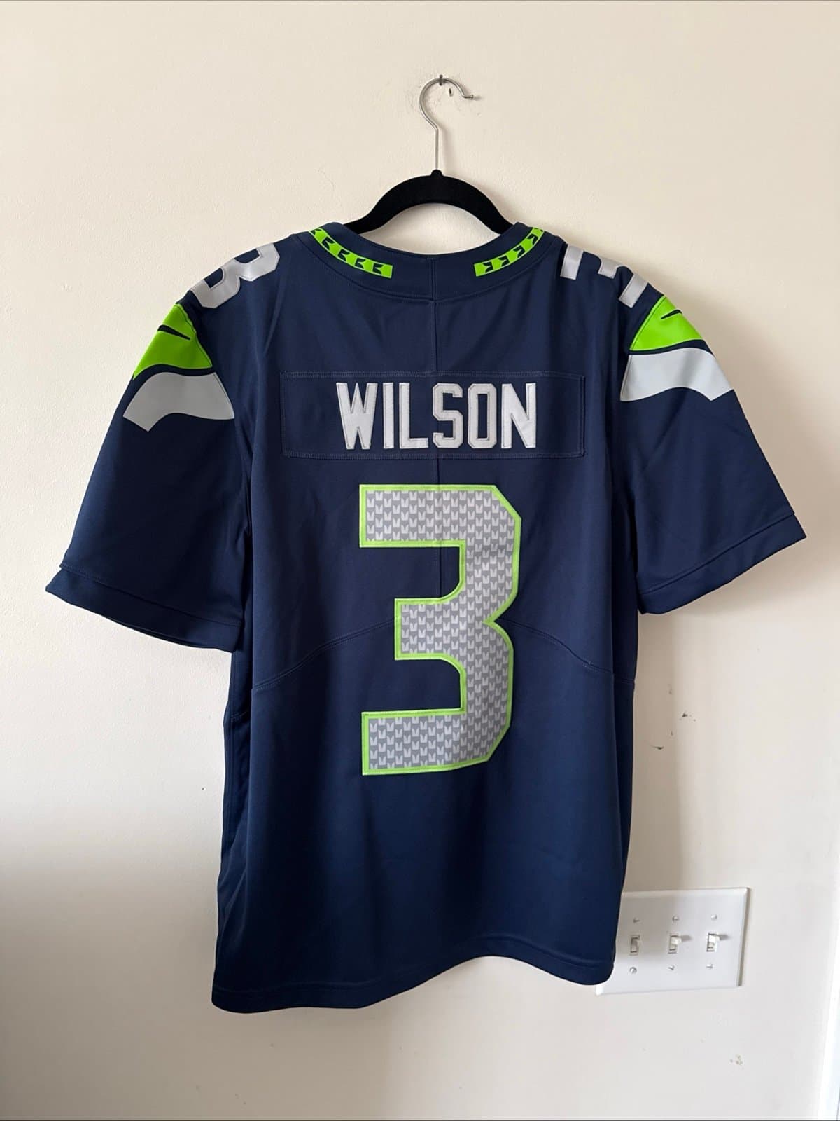 Men’s Nike Russell Wilson Seattle Seahawks Vapor Lmtd Captain Jersey Sz L - NWT - Thumbnail 6