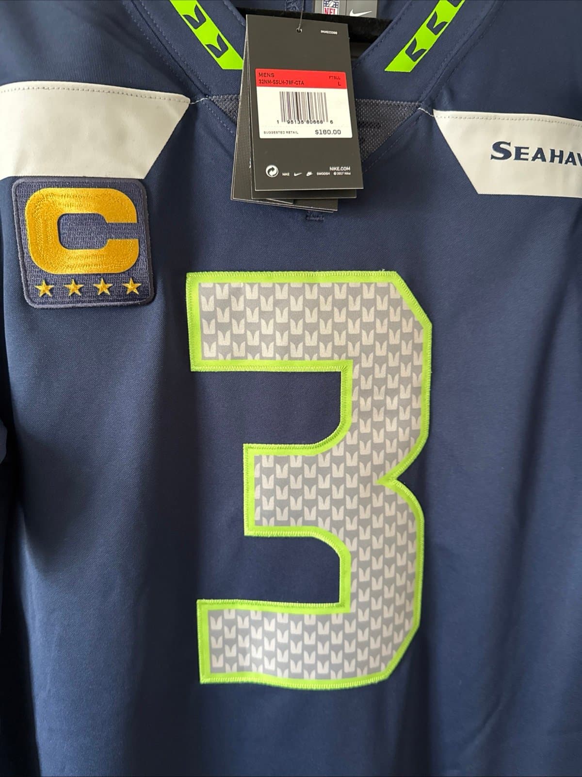 Men’s Nike Russell Wilson Seattle Seahawks Vapor Lmtd Captain Jersey Sz L - NWT - Thumbnail 2