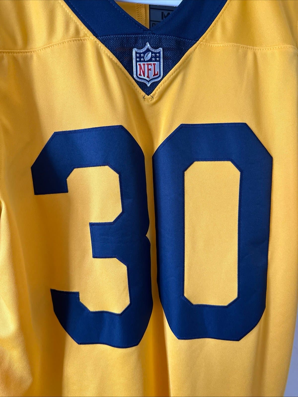 Men’s Nike Todd Gurley #30 Vapor Limited Stitched NFL Jersey Sz M - Gold RARE - Thumbnail 2