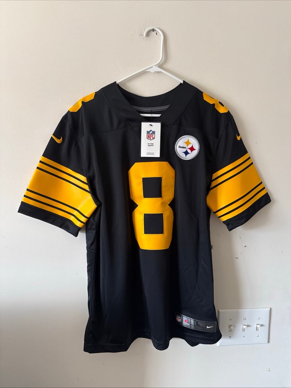 Men’s Nike Kenny Pickett #8 Steelers Vapor Lmtd Jersey Color Rush Sz L NWT RARE - Image 1