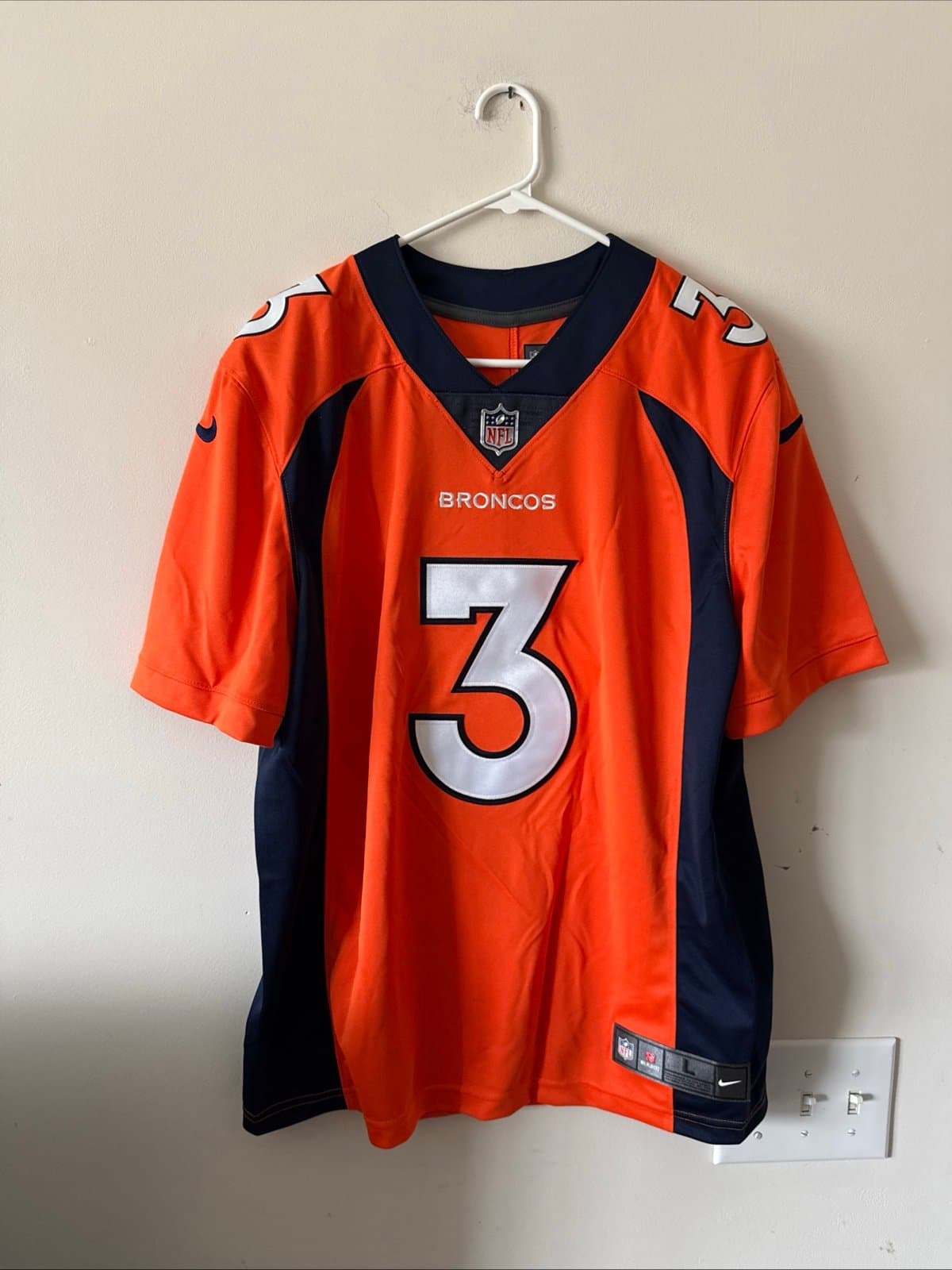 Men's Nike Russell Wilson #3 Denver Broncos Vapor Limited Jersey Sz L - Orange - Image 1