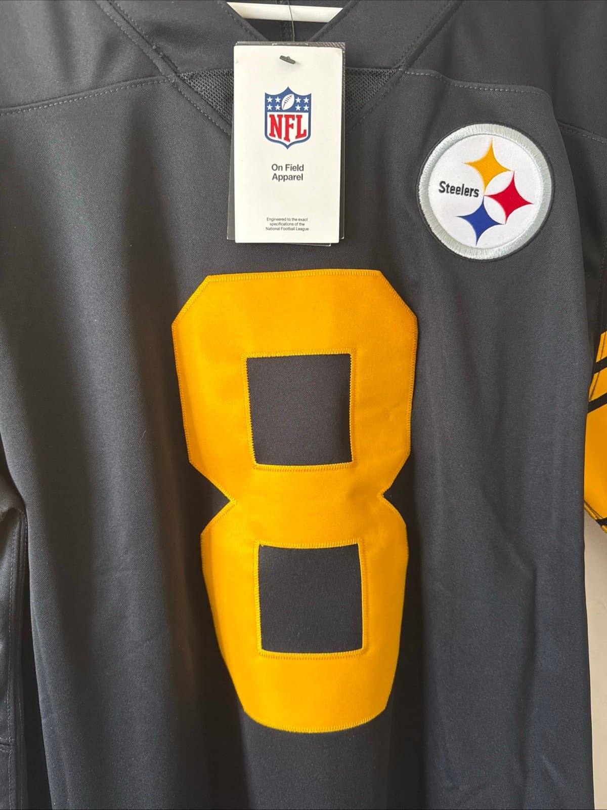 Men’s Nike Kenny Pickett #8 Steelers Vapor Lmtd Jersey Color Rush Sz L NWT RARE - Thumbnail 2