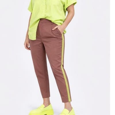New WILDFANG Empower Colorblock Slim Crop Pant Rose Brown/Neon Green - Size 4 - Image 1