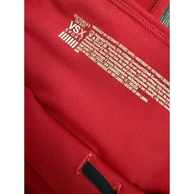 Victoria Secret Sport Knockout Red Capri Leggings - Size Medium - Thumbnail 4