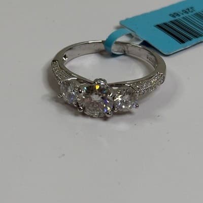 925 Sterling Silver Moissanite Ring – 2.38 CTW, Size 10 – LED Box Included - Thumbnail 2