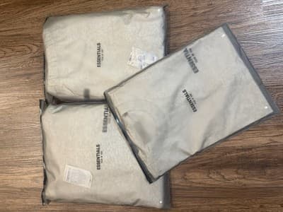 Essentials Fear of God Light Oatmeal 3-Piece Set Hoodie Pants Tee – XL – New - Thumbnail 2