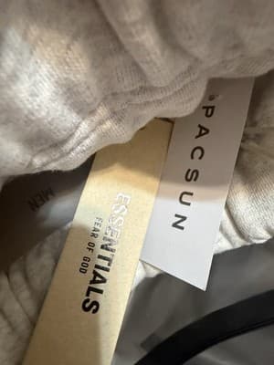 Essentials Fear of God Light Oatmeal 3-Piece Set Hoodie Pants Tee – XL – New - Thumbnail 5