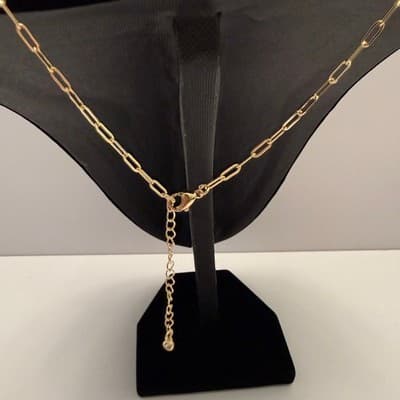 Gold-Tone Initial “U” Charm with Paper Clip Gold Necklace - Thumbnail 3