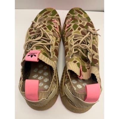 Adidas NMD_R1 Primeknit "Camo Hyper Pop" Pink Camo Sneaker - Size 10.5 Men - Thumbnail 3