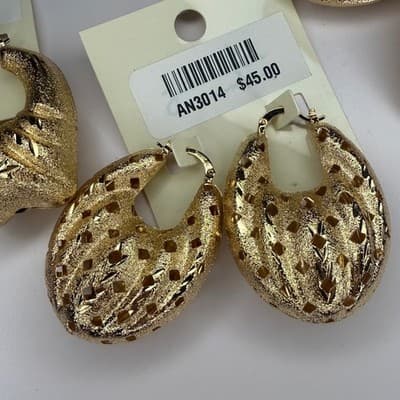 5 sets Jennifer & Company Gold Hoop Earring Bundle - NEW - Thumbnail 2