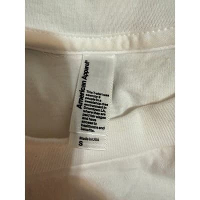 Screen Used Hands Across America Shirt The Goldbergs S3E12 Prop TV Wardrobe - Thumbnail 4