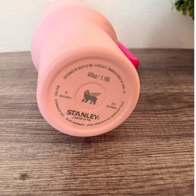 Stanley 40oz Flamingo Pink Tumbler Stainless Steel H2.0 FlowState Quencher - Thumbnail 4