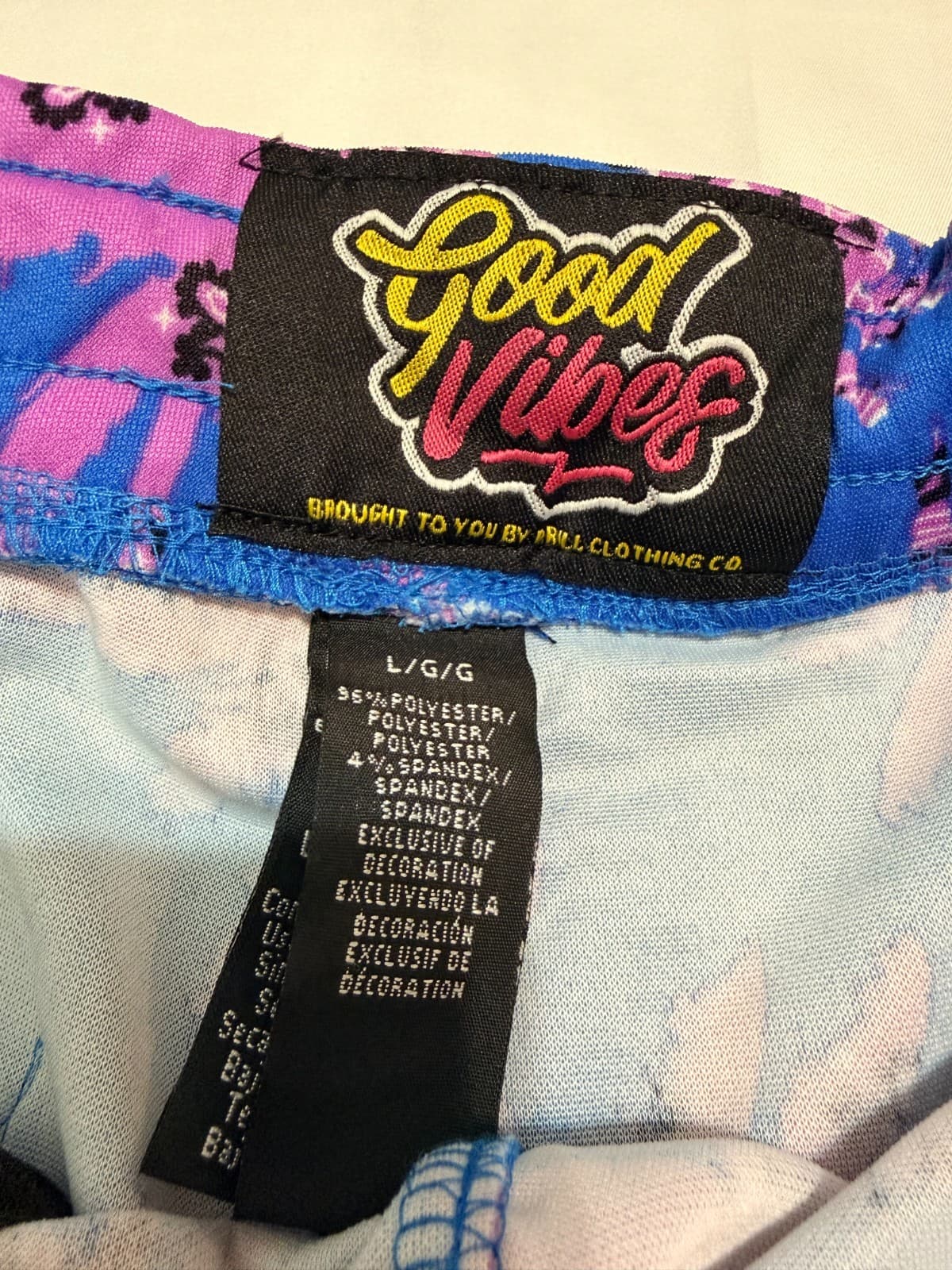 Men’s Purple Paisley Tropical Shorts Streetwear Summer Vibe Size Large - Thumbnail 4