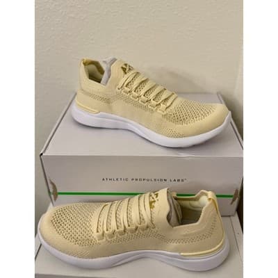 APL TechLoom Breeze Vanilla 24K White Women’s 7.5 Knit Sneakers - Thumbnail 2