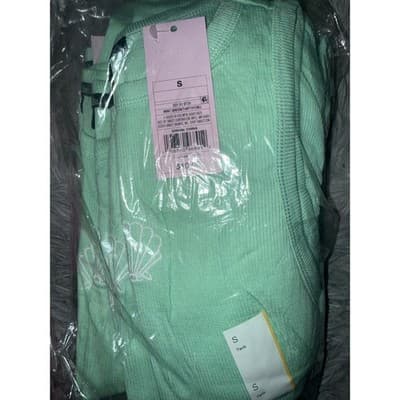 Resellers Bundle: 12 pieces - Wild Fabel Ribbed Tank Tops - New $120 Retail - Thumbnail 3