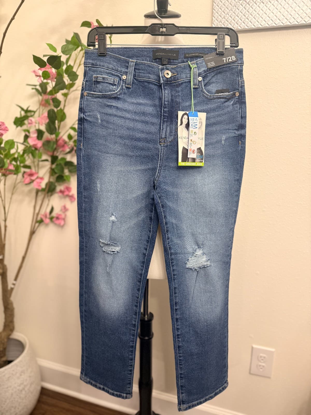 Kendall + Kylie Icon High Rise Straight Jeans 7/28 Distressed Blue Denim NWT - Thumbnail 2