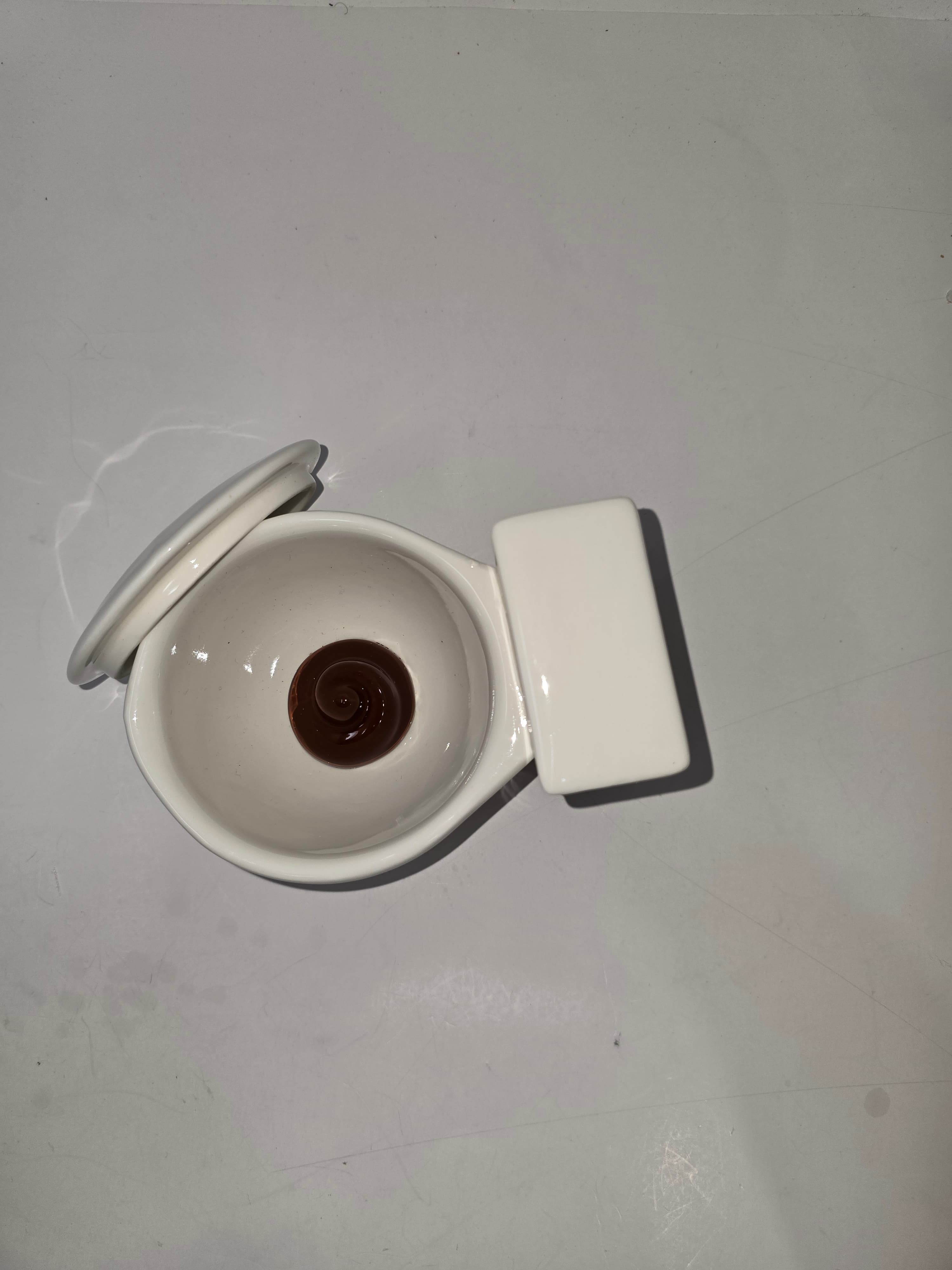 Novelty Toilet Bowl Coffee Mug with Lid 8oz - Thumbnail 8