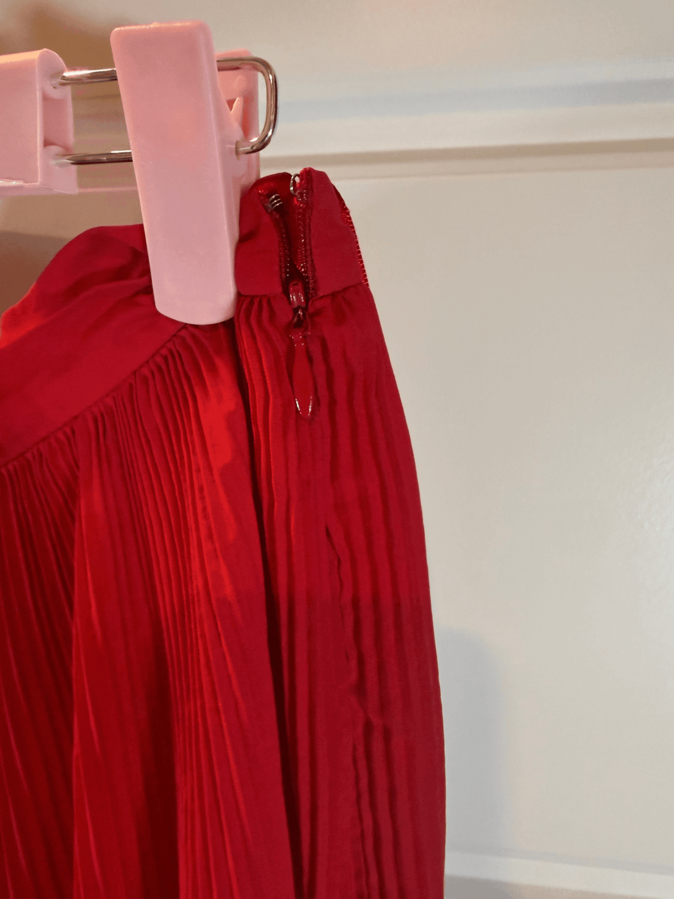 DKNYC Red Pleated Skirt Size 8 - Thumbnail 2