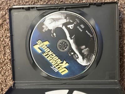 UFC DVDs Lot Ultimate Knockouts 7 Ultimate Submissions Volume 2 3 Disc Set - Thumbnail 3