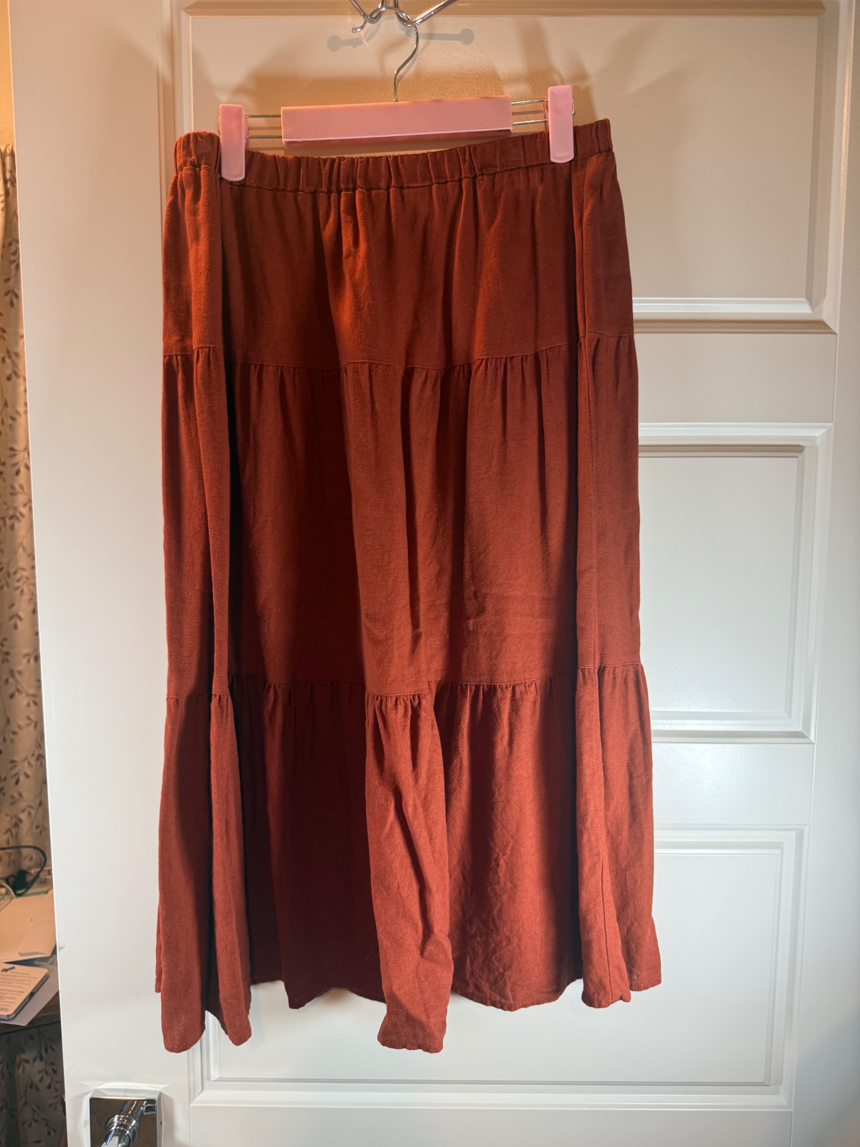 Single Thread Tiered Skirt M Rust - Image 1