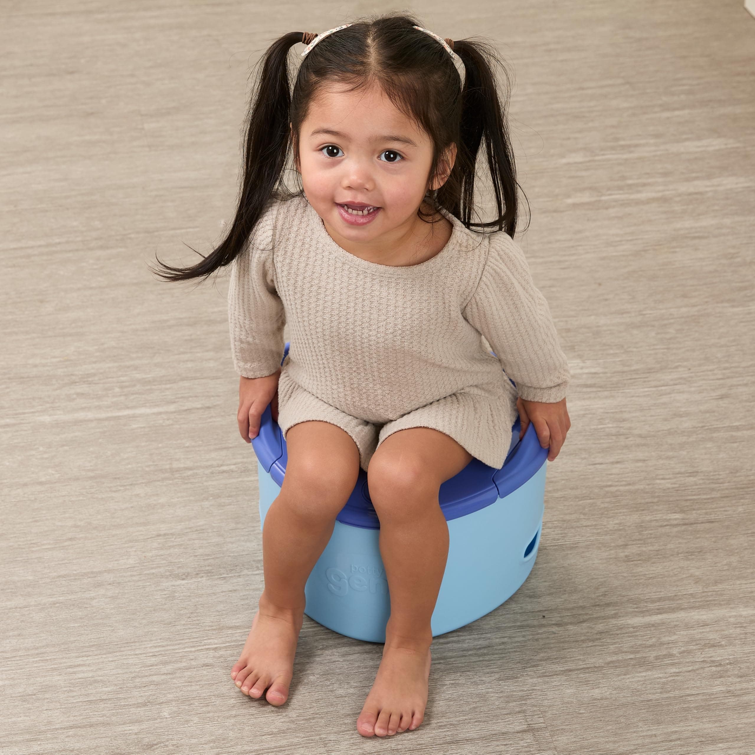 Bluey Easy Clean-Up Potty Trainer with Disposable Liners - Thumbnail 9