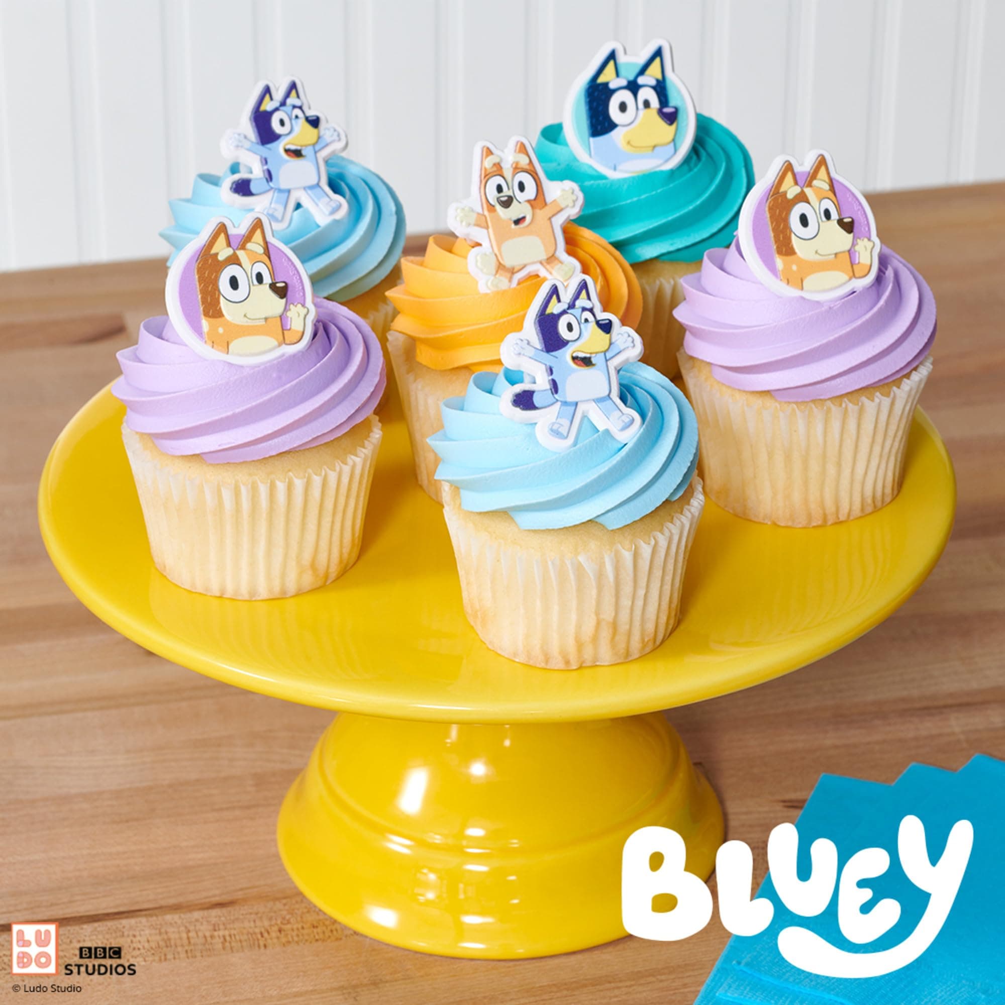 DecoPac Bluey & Friends Cupcake Rings, 24-Pack 3D Food Safe Cake Toppers - Thumbnail 5