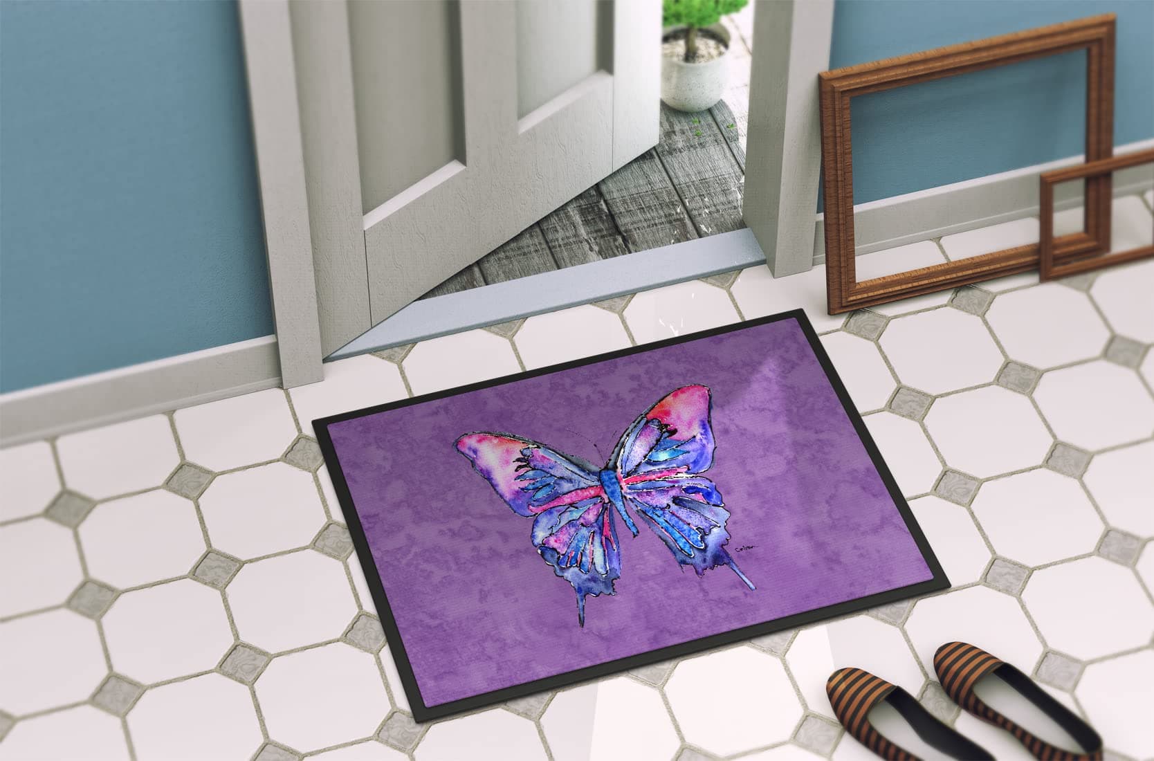 Caroline's Treasures 8860MAT Butterfly on Purple Doormat 18x27 Front Door Mat In - Thumbnail 4