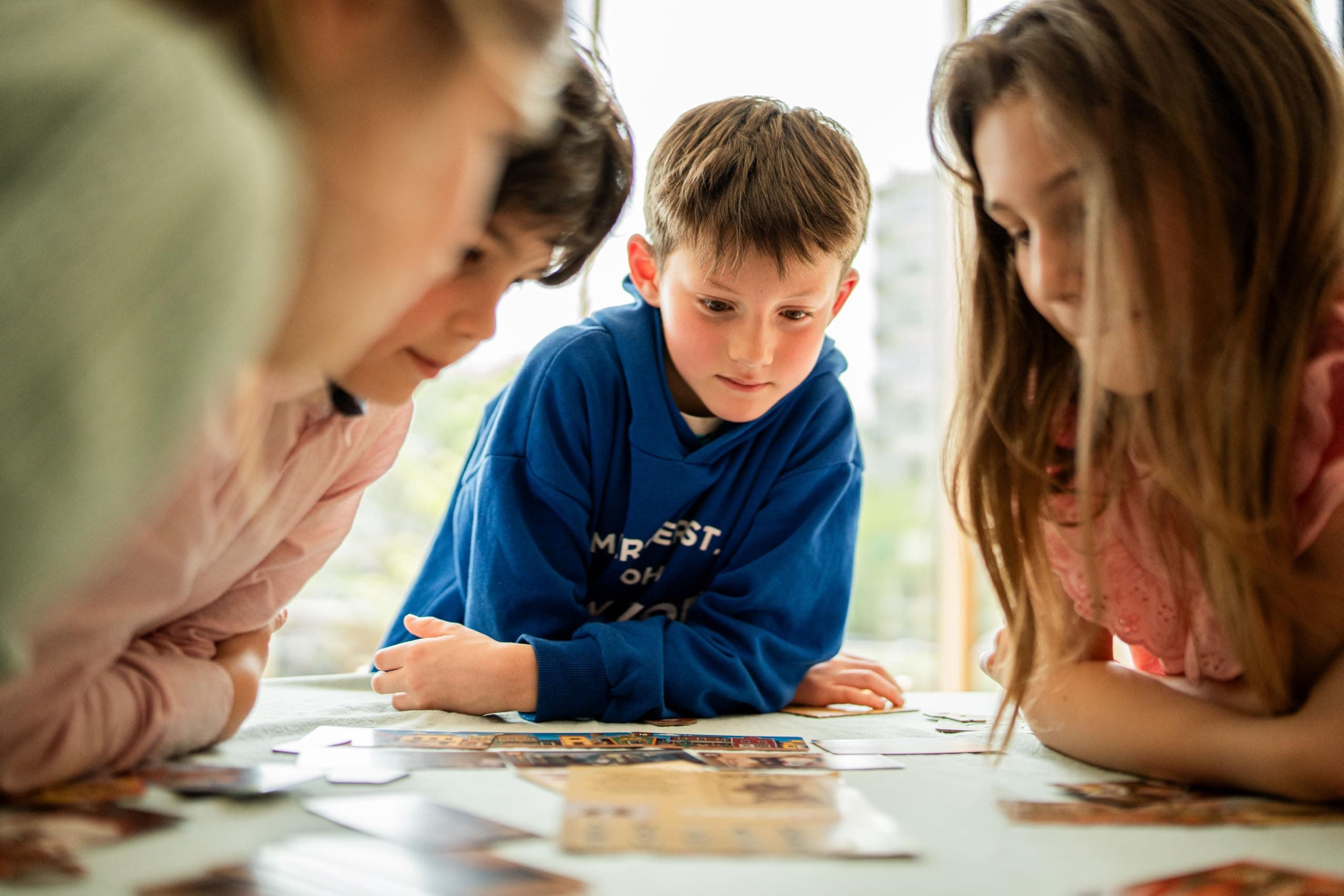 Asmodee Unlock Kids Detective Stories English Game - Thumbnail 8