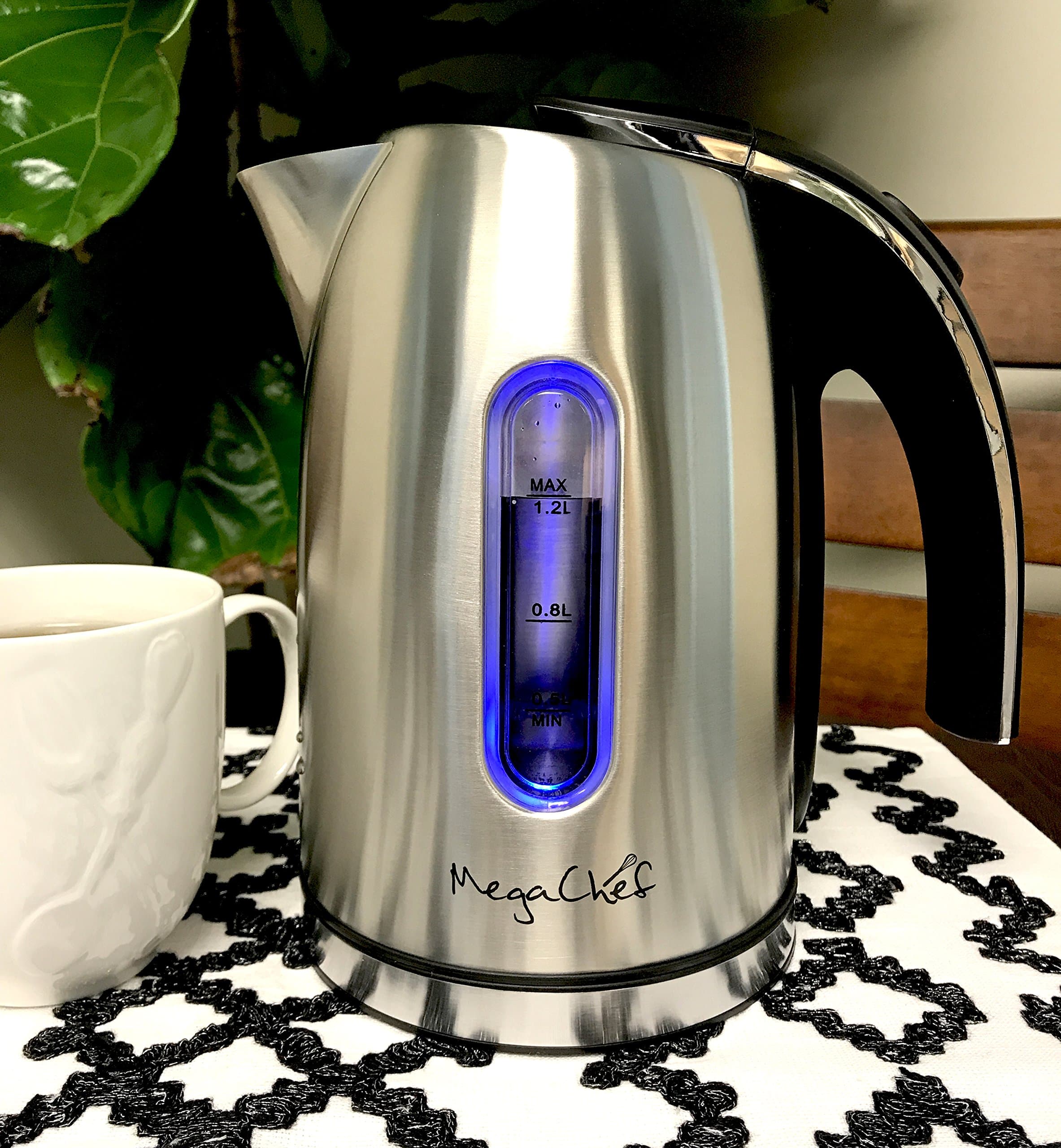 MegaChef 1.2L Stainless Steel Electric Tea Kettle - Thumbnail 2