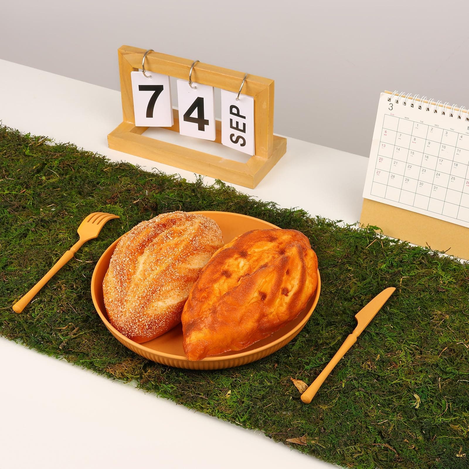 108'' x 16'' Dried Moss Table Runner - Green Moss Sheet Roll for Crafts, Preserv - Thumbnail 3